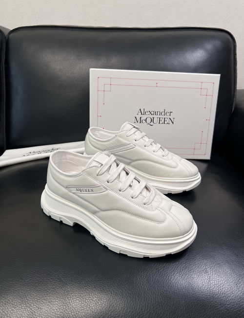 McQueen Casual Shoes Leather Upper Sheepskin Lining Original Sole