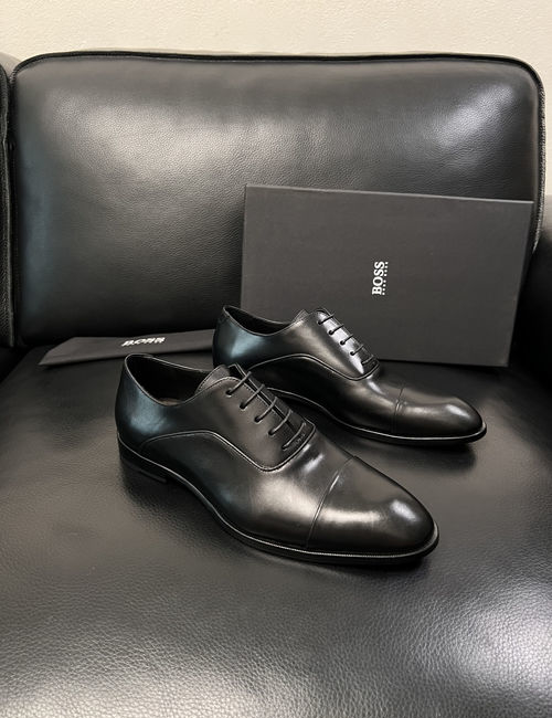 Hugo Boss Stitched Leather Formal Dress Shoes