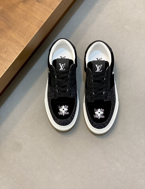 Louis Vuitton LV Grained Nappa Leather Casual Sneakers