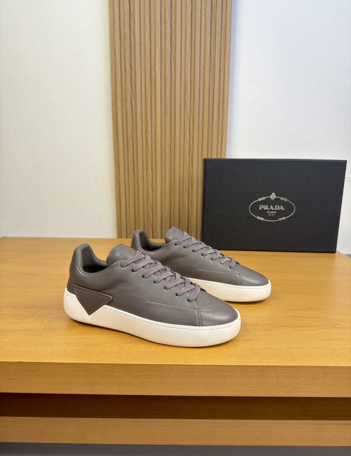 Prada Full Grain Leather Casual Sneakers