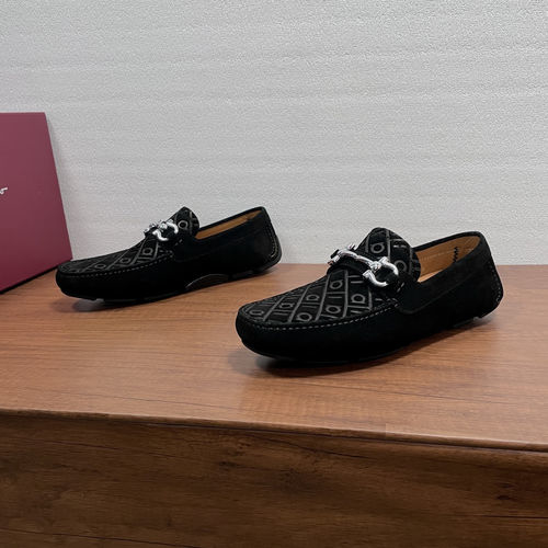 Ferragamo Classic Loafer With Metal Bit Accent