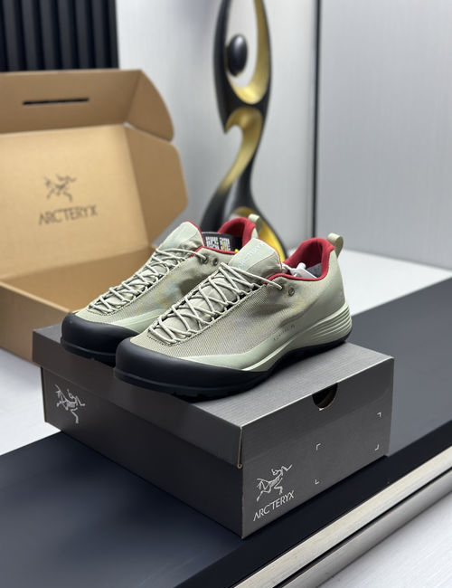 ArcTeryx FF Logo Stitched Casual Sneakers