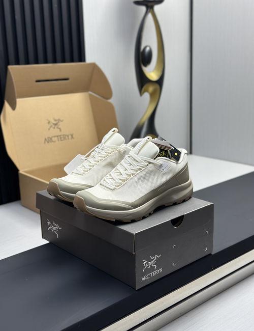 ArcTeryx FF Logo Stitched Casual Sneakers