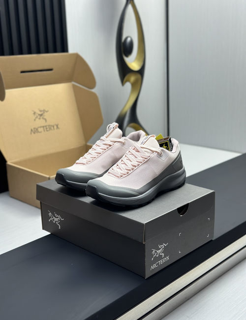 ArcTeryx FF Logo Stitched Casual Sneakers