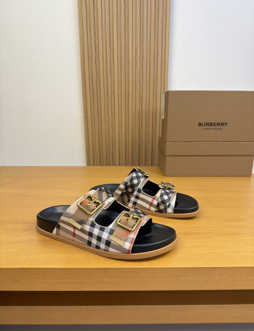 Burberry PVC Slides Metal Buckle TPR Rubber Sole