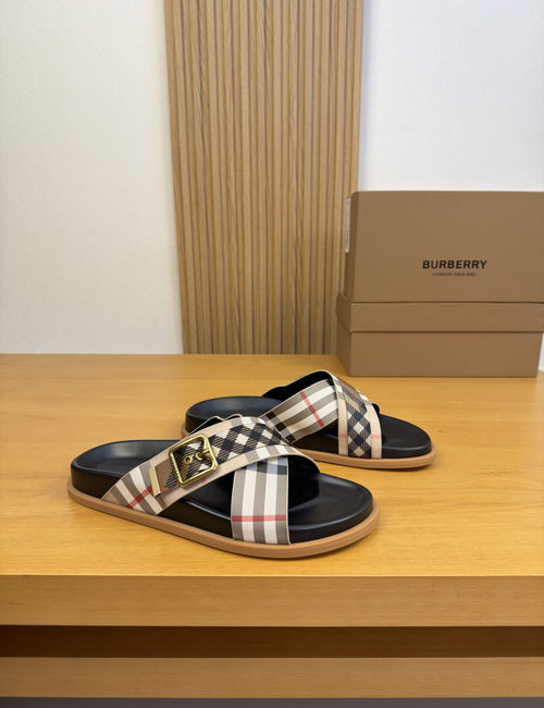 Burberry PVC Slides Metal Buckle TPR Rubber Sole