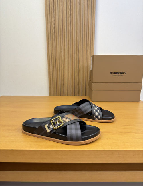 Burberry PVC Slides Metal Buckle TPR Rubber Sole