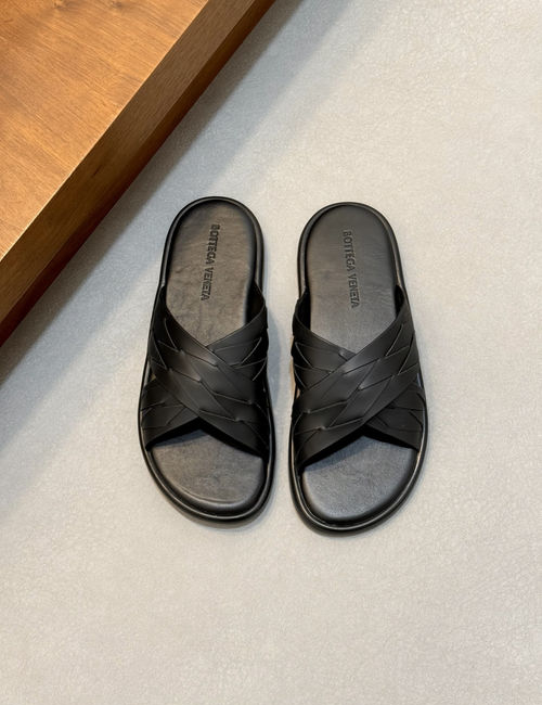 Bottega Veneta BV Calfskin Slippers With High Elastic Foam