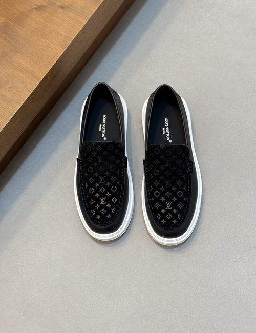 Lougou Breathable Mesh Lining Casual Sneakers