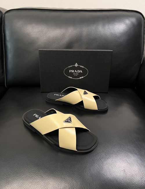 Prada Slides Premium Cowhide Upper Soft Insole Comfortable