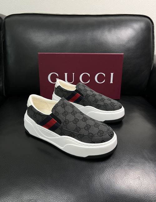 Gucci Premium Cowhide Leather Casual Loafers