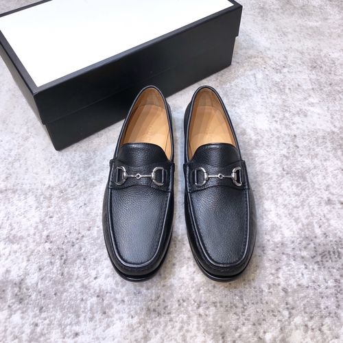 Gucci Classic Cowhide Leather Casual Loafers