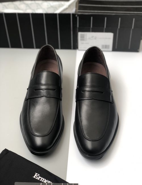 Zegna Brogue Carved Slip-on Leather Loafers