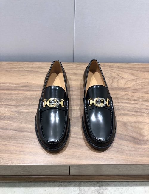 Gucci Premium Cowhide Leather Loafers
