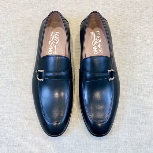Ferragamo Formal Leather Shoes With Buckle