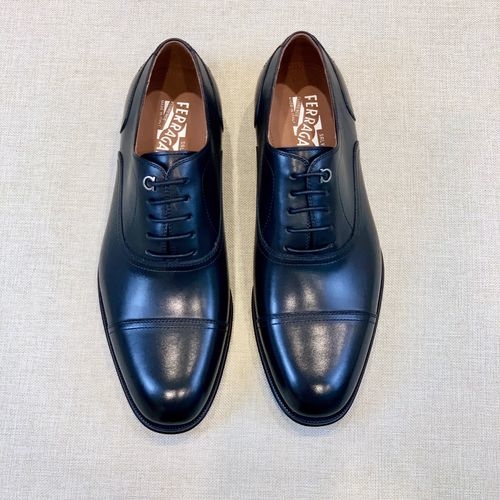 Ferragamo Formal Leather Shoes With Buckle
