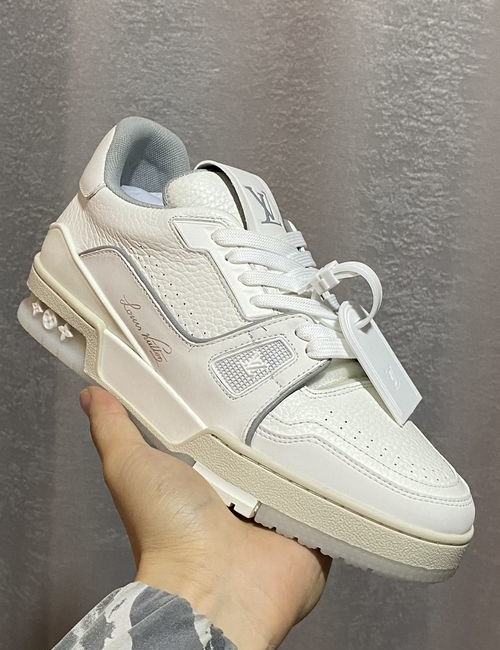 Louis Vuitton LV Silk Cowhide Casual Sneakers