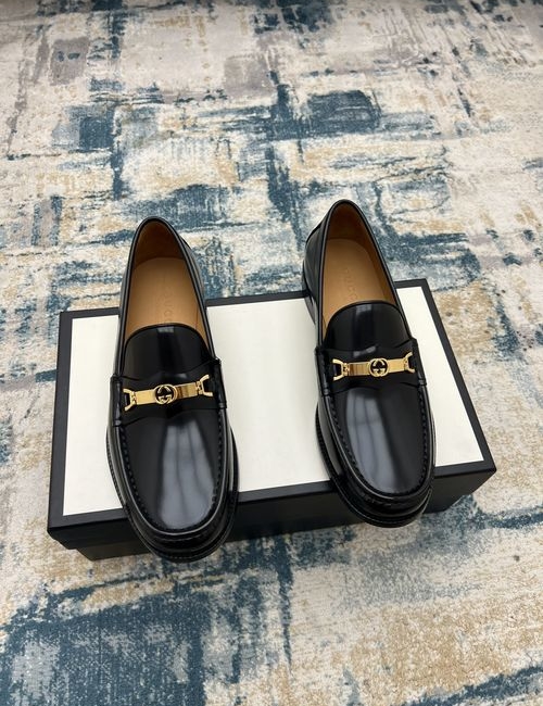 Gucci Loafer Shoes In Calfskin With G Logo