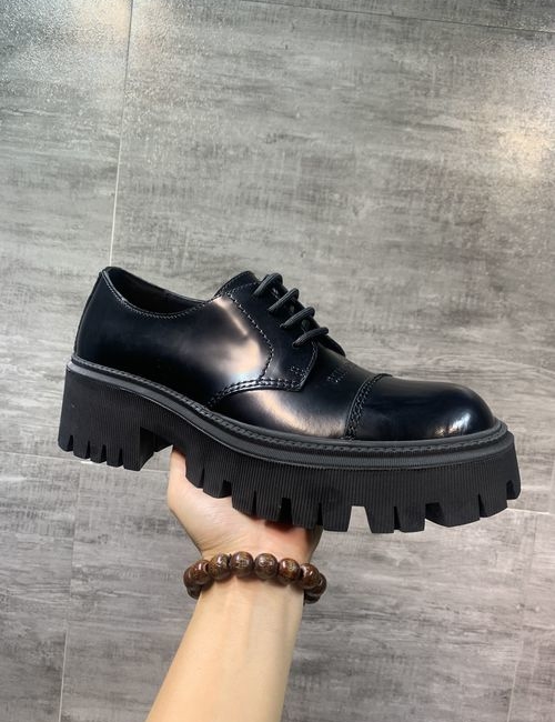 Balenciaga Versatile Polished Leather Derby Shoes