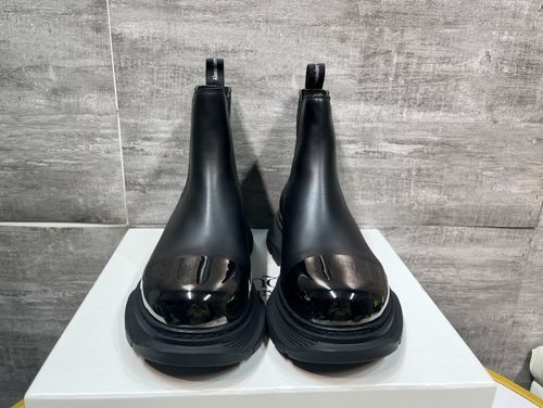 McQueen Derby Chelsea Leather Shoes