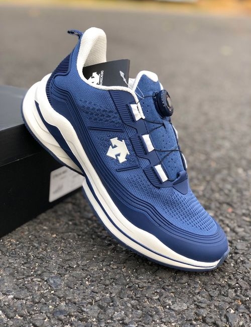 Descente Running Shoes With Boa Lacing System