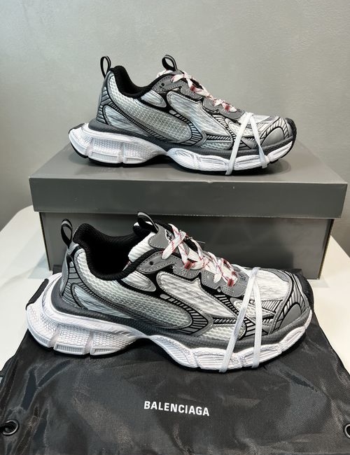 Balenciaga 3XL Vintage Chunky Fashion Sneakers