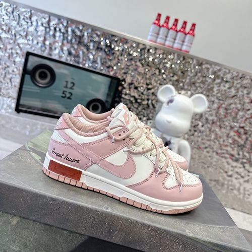 Nike Sb Dunk Low Light Pink Leather Shoes