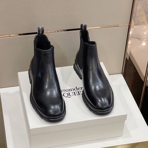 McQueen High-top Leather Casual Boots