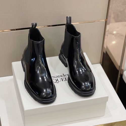 McQueen High-top Leather Casual Boots