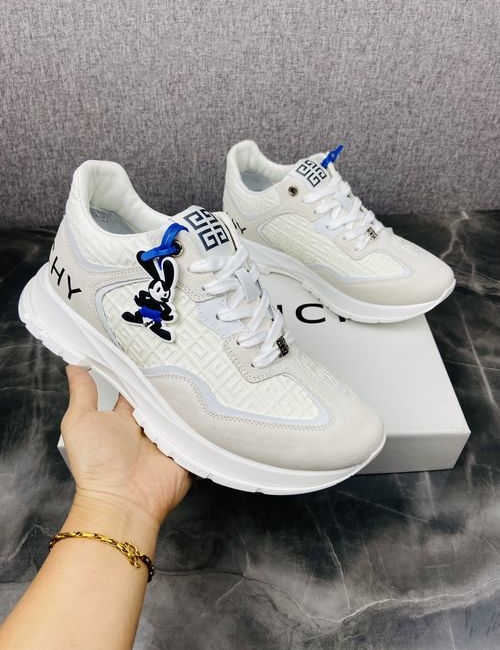 Givenchy City Sport Smooth Calfskin Sneakers With Detachable Tag