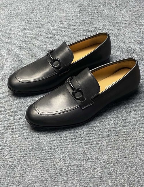 Ferragamo Leather Slip-on Casual Shoes With Box