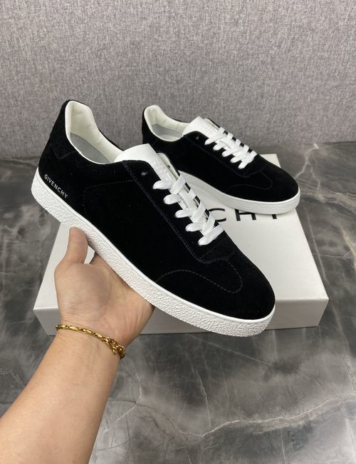 Givenchy Town Series Low-top Suede Sneakers