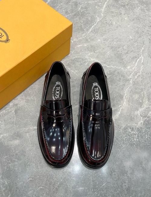 Tods Patent Leather Buckle Decor Loafers
