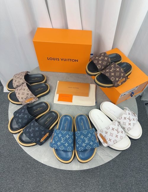 Louis Vuitton LV Pool Pillow Comfort Monogram Slides