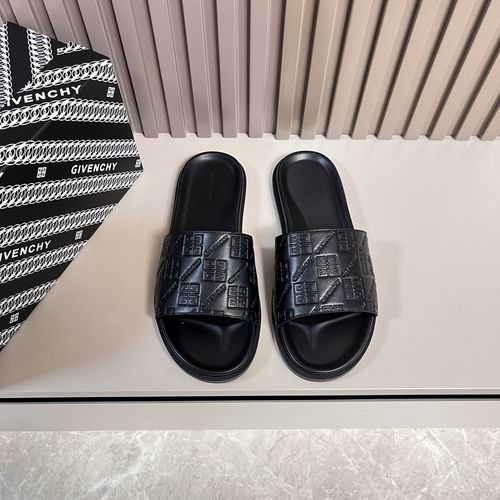 Givenchy Embossed Cowhide Shoes With Lightweight Sole