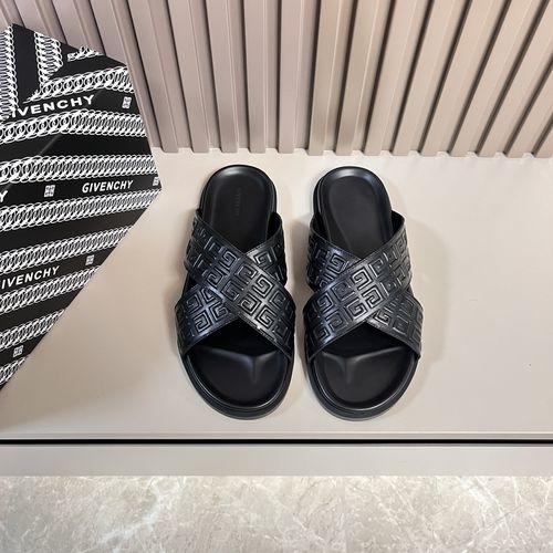 Givenchy Embossed Cowhide Shoes With Lightweight Sole