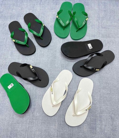 Bottega Veneta BV Flip Flops With Thick Premium Cowhide Material