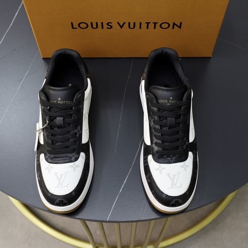 Louis Vuitton LV Top Grade Leather Casual Sneakers