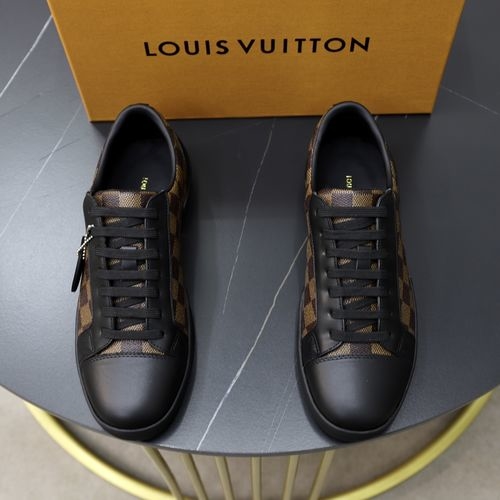 Louis Vuitton LV Top Grade Leather Casual Sneakers