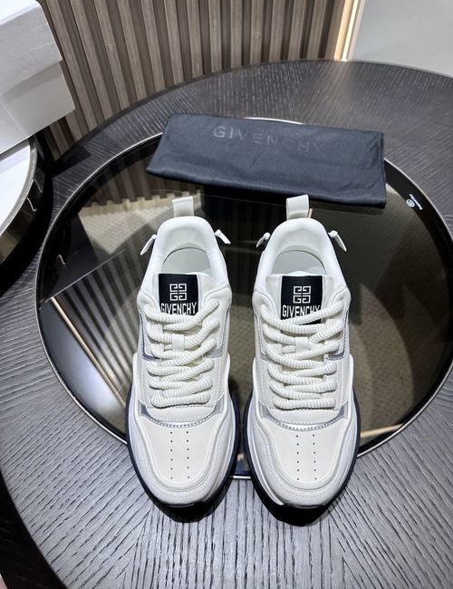 Givenchy Retro Leather Sneakers With Logo Details