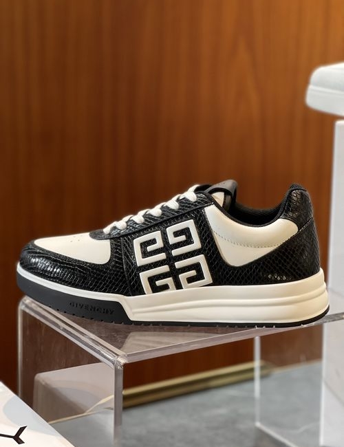 Givenchy Leather Sport Shoes With Comfort Insole