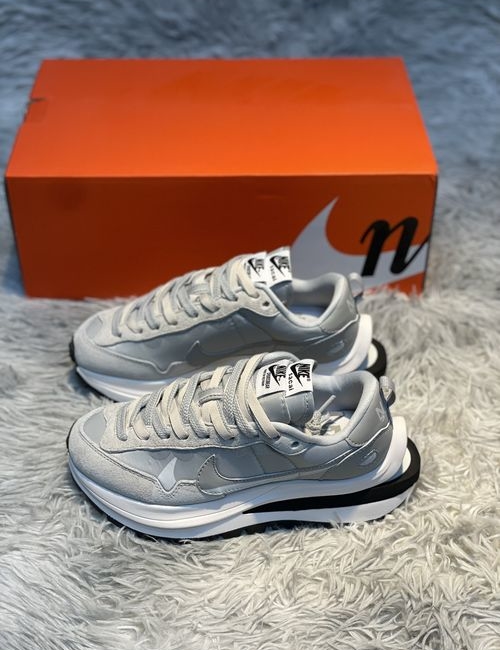 Nike Sacai X Nike Pegasus Running Shoes