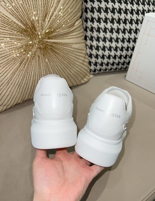 McQueen Oversized Reflective Trim Casual Sneakers