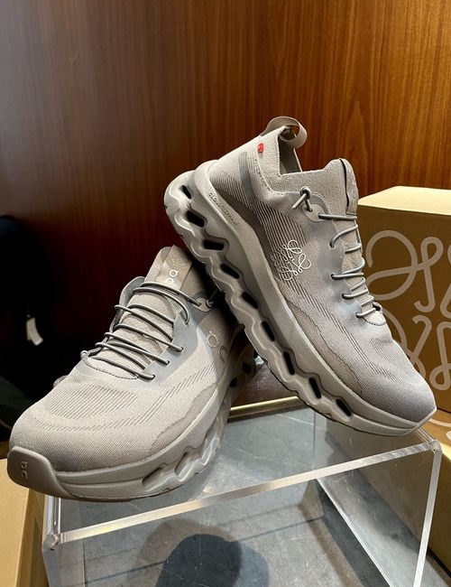 Loewe Cloudtilt Lightweight Casual Sneakers