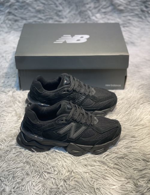 New Balance NB9060 Platform Sneakers Black Line