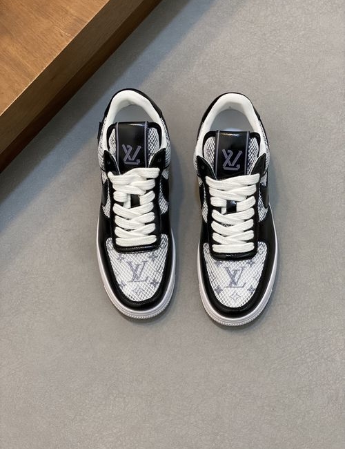 Louis Vuitton LV Casual Sneakers With Printed Logo