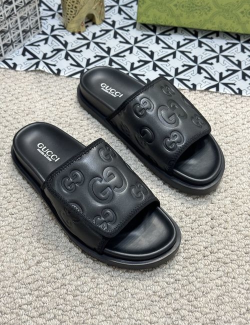 Gucci Lightweight Leather Slippers With Color Block