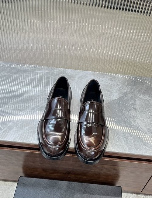 Dolce & Gabbana DG Polished Leather Loafers With Logo Sole