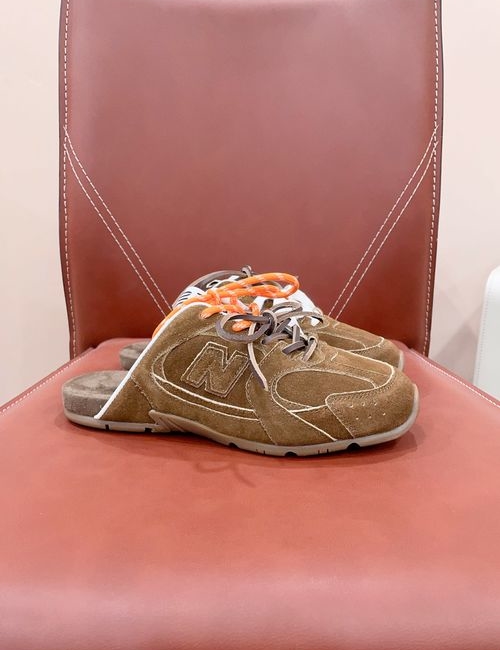 Miu Miu NB Half-slip Sports Shoes Cowhide Upper