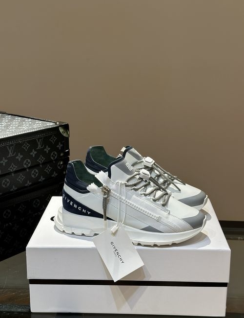 Givenchy Spectre Low-top Air Cushion Sneakers